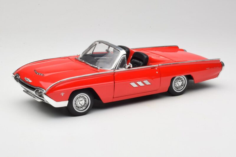 Ford Thunderbird Cabriolet Rot Anson 1:18 30334 Druckguss