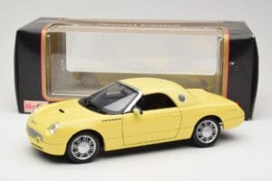 Ford Thunderbird Show Car Gelb Maisto 1:18 50336 Druckguss — Bild 8 von 8