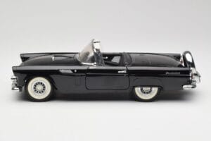 Ford Thunderbird Cabriolet Schwarz Revell 1:18 8818-M1 Druckguss — Bild 4 von 8