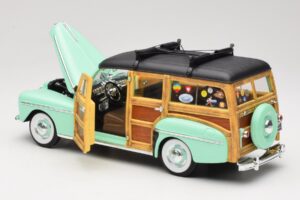 Ford Woody Panel Wagon Mintgrün Road Signature 1:18 20028 Druckguss — Bild 5 von 8