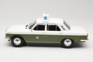 GAZ Volga GAZ-24 Polizei MCG 1:18 MCG18015 Druckguss — Bild 3 von 6