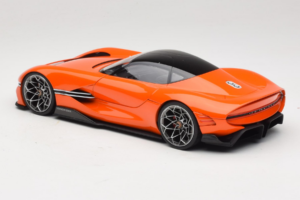 Genesis X Gran Berlinetta VGT Orange Magma Norev 1:18 188032 Druckguss — Bild 5 von 6