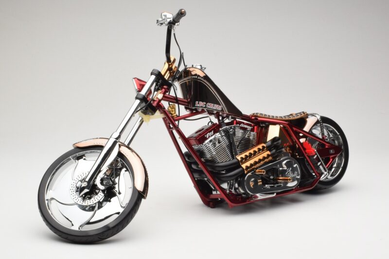 Harley-Davidson West Coast Choppers Diablo Soft Tail Gold Rot Minichamps 1:5 JJ04-05-03 Druckguss