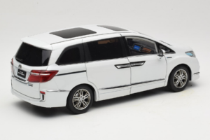 Honda Elysion Weiß OEM 1:18 430056 Druckguss — Bild 3 von 8