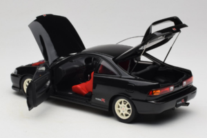 Honda Integra Type R DC2 Pre-Facelift Flamenco Black Pearl MotorHelix 1:18 M85203 Druckguss — Bild 5 von 8