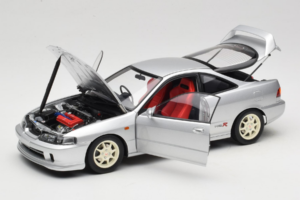Honda Integra Type R DC2 Pre-Facelift Vogue Silver Metallic MotorHelix 1:18 M85202 Druckguss — Bild 2 von 8