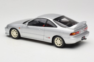 Honda Integra Type R DC2 Pre-Facelift Vogue Silver Metallic MotorHelix 1:18 M85202 Druckguss — Bild 7 von 8