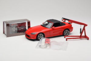 Honda S2000 AP2 Type S New Formula Red MotorHelix 1:18 M85112 Druckguss — Bild 2 von 9