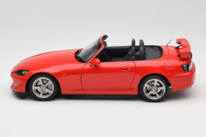 Honda S2000 AP2 Type S New Formula Red MotorHelix 1:18 M85112 Druckguss — Bild 5 von 9