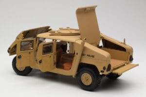 Hummer H1 AM General Military Police Exoto 1:18 01801 Druckguss — Bild 5 von 8
