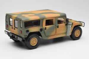 Hummer H1 Station Wagon Military Maisto 1:18 56049 Druckguss — Bild 3 von 8