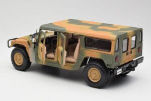 Hummer H1 Station Wagon Military Maisto 1:18 56049 Druckguss — Bild 5 von 8