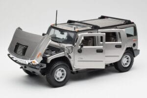 Hummer H2 Silber Maisto 1:18 7449569 Druckguss — Bild 2 von 8