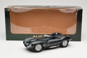 Jaguar D-Type Short Nose Grün AUTOart 1:18 73561 Druckguss — Bild 6 von 6