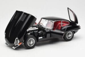 Jaguar E-Type 3.8 Series 1 Schwarz Kyosho 1:18 08954BK Druckguss — Bild 2 von 8