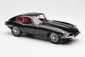 Jaguar E-Type 3.8 Series 1 Schwarz Kyosho 1:18 08954BK Druckguss — Bild 6 von 8