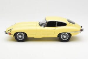 Jaguar E-Type 3.8 Series 1 Hellgelb Kyosho 1:18 08954LY Druckguss — Bild 4 von 8