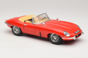 Jaguar E-Type Series 1 Cabriolet Rot Bburago 1:18 3038 Druckguss — Bild 7 von 8