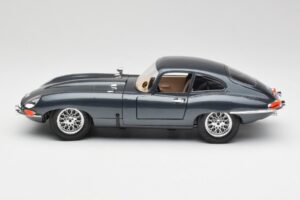 Jaguar E-Type Series 1 Grün Bburago 1:18 3018-M1 Druckguss — Bild 3 von 8