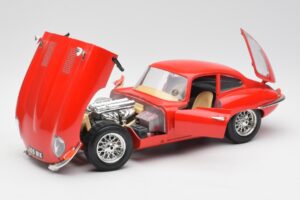 Jaguar E-Type Rot Bburago 1:18 3018 Druckguss — Bild 2 von 8