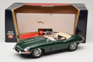 Jaguar E-Type Series 1 Roadster Grün Bburago 1:18 3016-M1 Druckguss — Bild 8 von 8