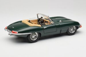 Jaguar E-Type Series 1 Roadster Grün Bburago 1:18 3018-M5 Druckguss — Bild 3 von 8