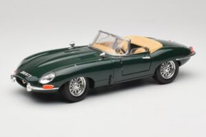 Jaguar E-Type Series 1 Roadster Grün Bburago 1:18 3018-M5 Druckguss