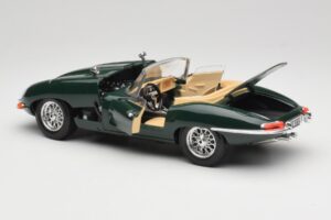 Jaguar E-Type Series 1 Roadster Grün Bburago 1:18 3018-M5 Druckguss — Bild 5 von 8