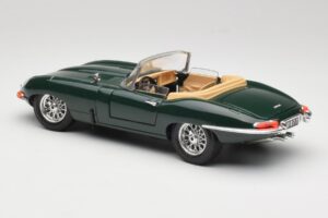 Jaguar E-Type Series 1 Roadster Grün Bburago 1:18 3018-M5 Druckguss — Bild 7 von 8