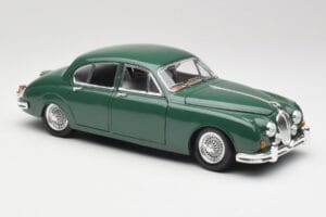 Jaguar Mark II British Racing Grün & Blau Innenraum Maisto 1:18 59001 Druckguss — Bild 6 von 8