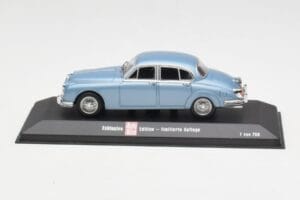 Jaguar Mk II Blue Metallic Minichamps 1:43 433130604 Druckguss