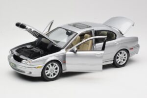 Jaguar X-Type Silber Maisto 1:18 7271328 Druckguss — Bild 2 von 8