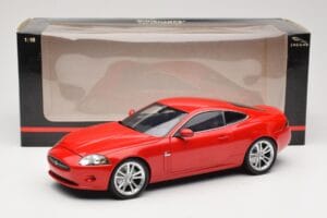 Jaguar XK X150 Rot Minichamps 1:18 150130503 Druckguss — Bild 8 von 8