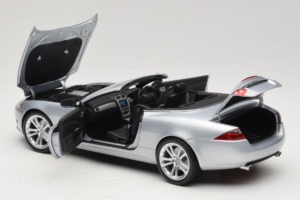 Jaguar XK X150 Cabriolet Silber Minichamps 1:18 150130531 Druckguss — Bild 5 von 8