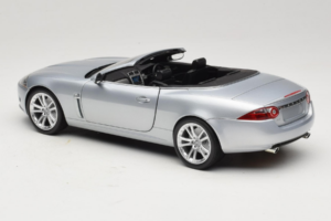 Jaguar XK X150 Cabriolet Silber Minichamps 1:18 150130531 Druckguss — Bild 7 von 8