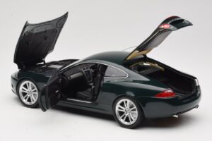 Jaguar XK X150 Coupe Grün Minichamps 1:18 150130501 Druckguss — Bild 5 von 8