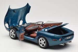Jaguar XK180 Grün Maisto 1:18 50337 Druckguss — Bild 5 von 8