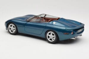 Jaguar XK180 Grün Maisto 1:18 50337 Druckguss — Bild 7 von 8