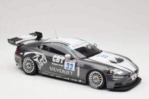 Jaguar XKR GT3 Quaife #33 P. Hall FIA GT3 Championship 2008 Minichamps 1:18 150081333 Druckguss — Bild 4 von 6