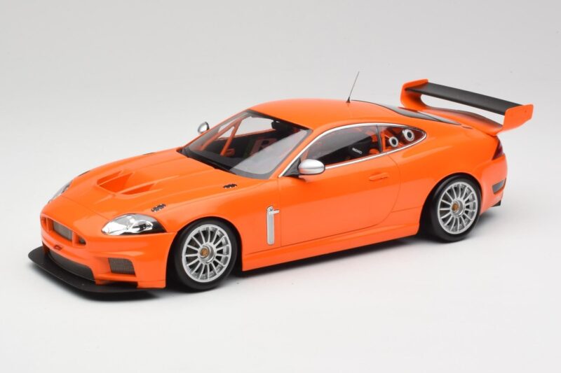 Jaguar XKR GT3 Racing Orange Minichamps 1:18 150081391 Druckguss