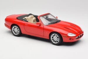 Jaguar XKR X100 Rot Maisto 1:18 50330 Druckguss — Bild 6 von 8