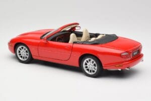Jaguar XKR X100 Rot Maisto 1:18 50330 Druckguss — Bild 7 von 8