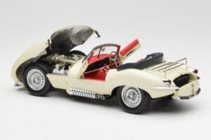 Jaguar XKSS Creme AUTOart 1:18 73512 Druckguss — Bild 5 von 8