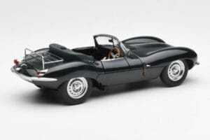 Jaguar XKSS Steve McQueen Personal Car AUTOart 1:18 73526 Druckguss — Bild 3 von 8