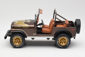 Jeep CJ-7 Golden Eagle Grün MCG 1:18 MCG18109 Druckguss — Bild 3 von 6