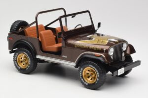 Jeep CJ-7 Golden Eagle Grün MCG 1:18 MCG18109 Druckguss — Bild 4 von 6