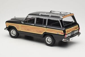 Jeep Grand Wagoneer Schwarz KK-Scale 1:18 KKDC181113 Druckguss — Bild 5 von 6
