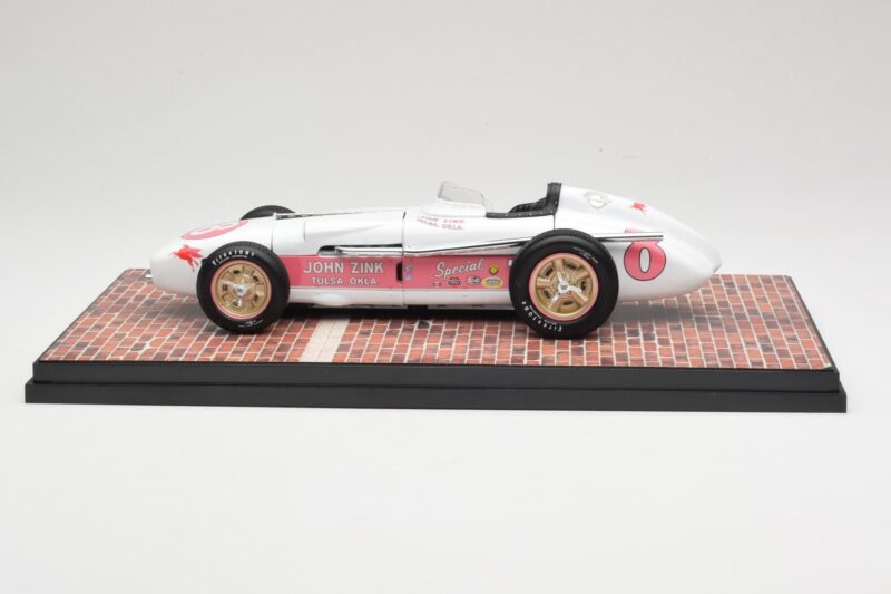 Watson Roadster #8 P. Flaherty John Zink Racing Indianapolis 500 Winner 1956 Carousel 1 1:18 143000 Druckguss