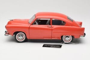 Kaiser Henry J Rot Sun Star 1:18 5092 Druckguss — Bild 4 von 8