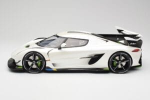 Koenigsegg Jesko Attack Crystal White Pearl GT Spirit 1:12 GT501 Resin — Bild 3 von 6